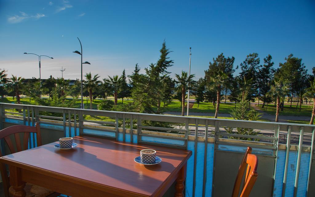 Seaside Luxury Apartment Batumi Exterior photo